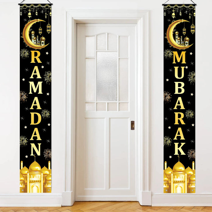 Door Couplet Banner